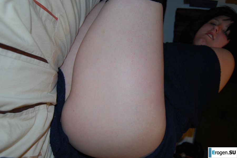 A fluffy chick in lace underwear pleases herself with her fingers. Photo 14