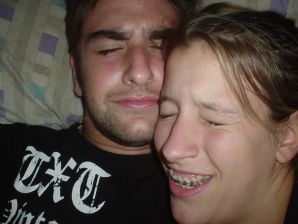 Молодую студентку с татуировками застали спящей после вечеринки. Эскиз 24