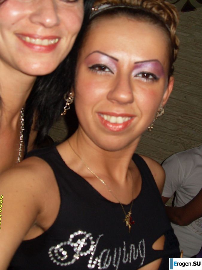 Playful mom and daughter show panties. Photo 20