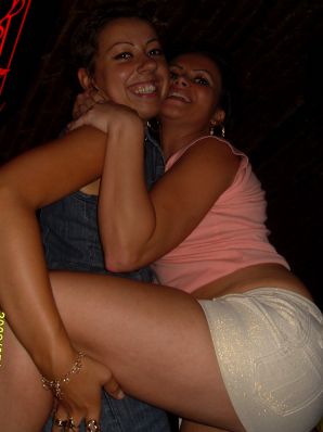 Playful mom and daughter show panties. Thumb 5