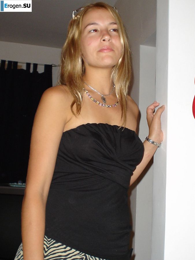 Two blondes undressed and engaged in passionate sex. Part 2. Photo 14