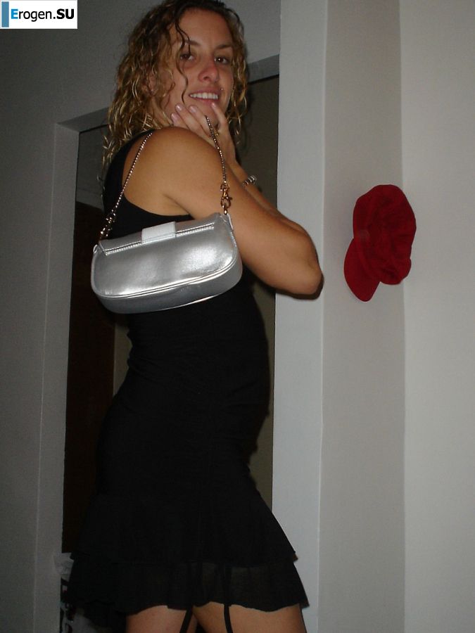 Two blondes undressed and engaged in passionate sex. Part 2. Photo 40