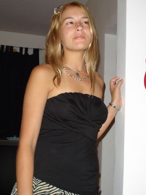 Two blondes undressed and engaged in passionate sex. Part 2. Thumb 14