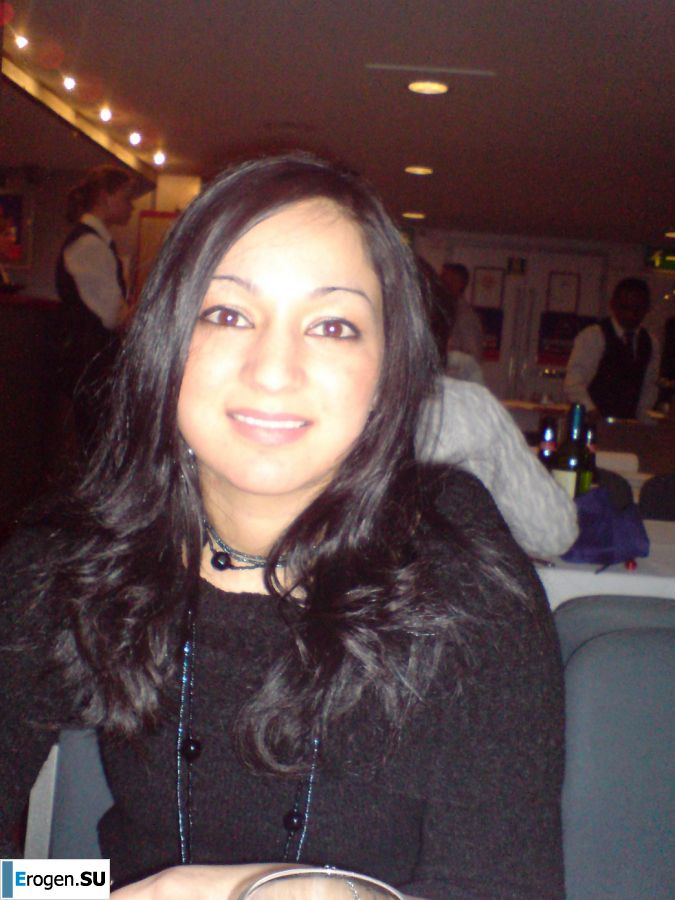 An Asian woman is lying on a bed in her underwear and showing off her ass. Photo 16