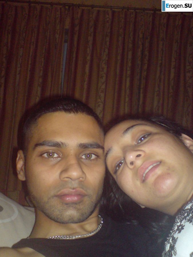 An Asian woman is lying on a bed in her underwear and showing off her ass. Photo 31