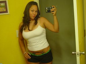 Appetizing Asian loves selfie with naked boobs. Thumb 31