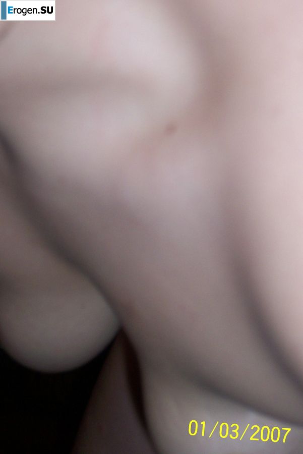 Брюнетка станцевала стриптиз, разделась и раздвинула ноги. Фото 32