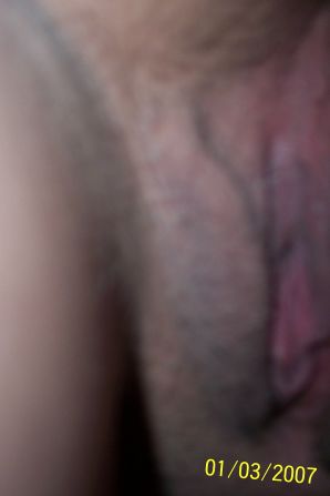 Брюнетка станцевала стриптиз, разделась и раздвинула ноги. Эскиз 37