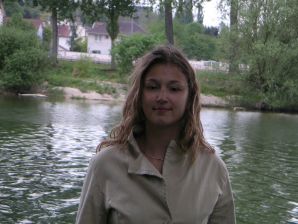 A girl shows a beautiful body to a guy and caresses herself. Thumb 25