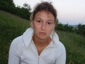 A girl shows a beautiful body to a guy and caresses herself. Thumb 35