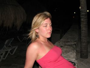 Charming blonde pulled down her blouse and bared boobs. Thumb 12