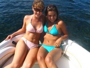 Charming blonde pulled down her blouse and bared boobs. Thumb 27