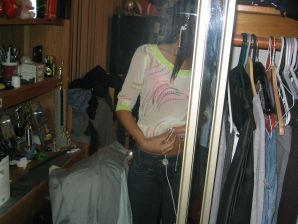 Восточная малышка развлекается со своим парнем голая. Часть 2. Эскиз 28