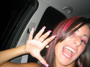 Восточная малышка развлекается со своим парнем голая. Часть 2. Эскиз 35