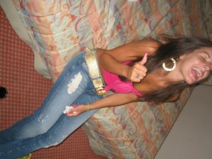 Восточная малышка развлекается со своим парнем голая. Часть 2. Эскиз 39