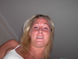 Athletic girl showed elastic boobs. Thumb 7