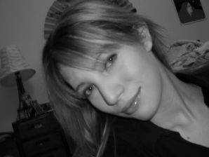 A young girl spread her legs and fingers her wet labia with her fingers. Thumb 6