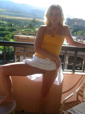 A pretty blonde is exposed in the toilet and spreads her legs in bed. Part 2. Thumb 22