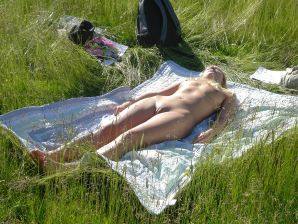 Cute blonde in pink panties showed tight boobs. Thumb 6