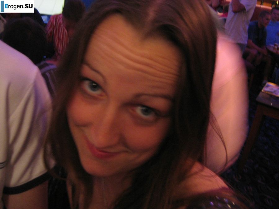 Young minx showed her young and elastic body. Photo 5