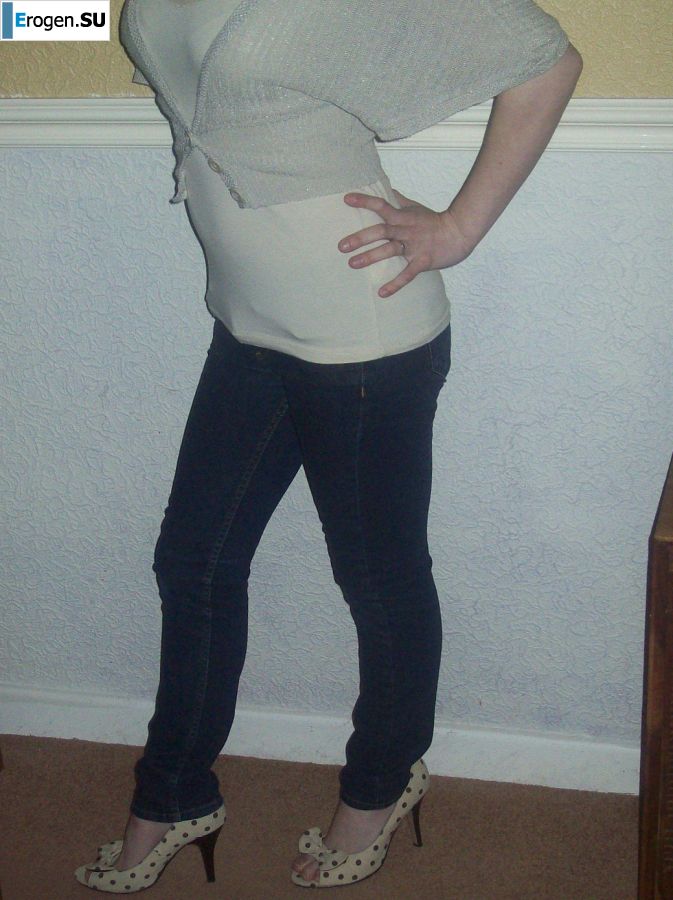 Young mischievous brunette shows elastic breasts and ass. Photo 41