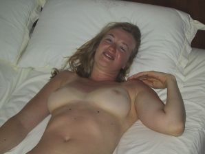 A tall blonde with wide hips undressed at home and showed tits. Part 2. Thumb 17
