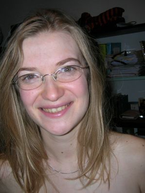 A tall blonde with wide hips undressed at home and showed tits. Part 2. Thumb 32