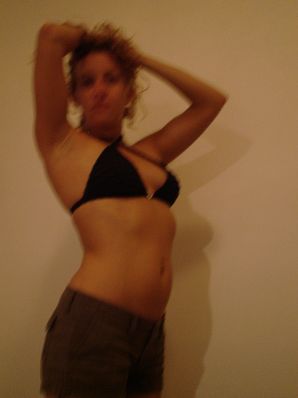 Две блондинки разделись и занялись страстным сексом. Часть 3. Эскиз 12