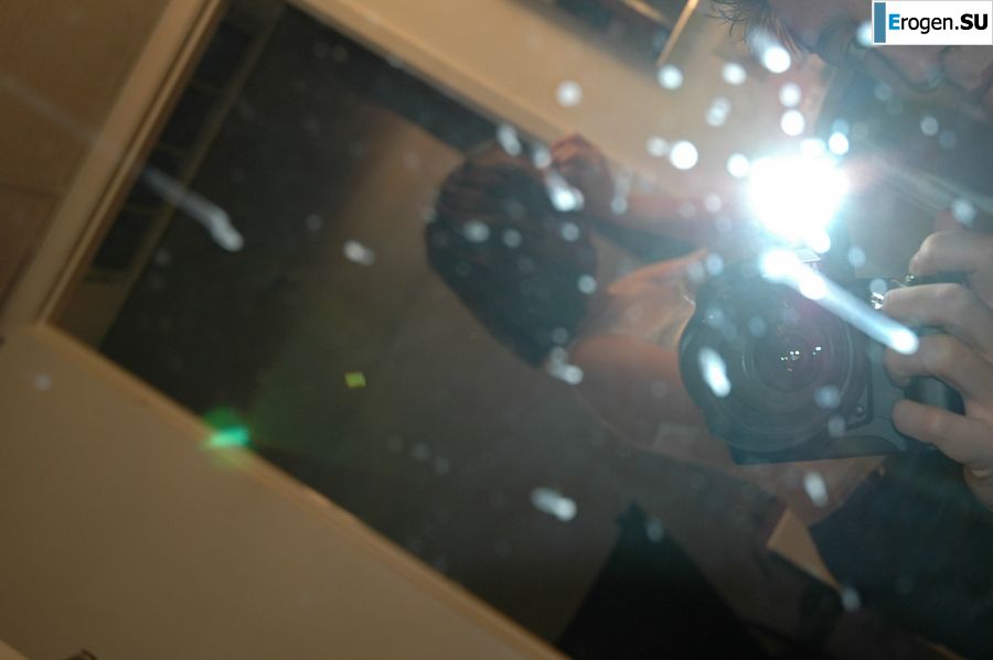 The dancer after work showed an elastic ass. Photo 22