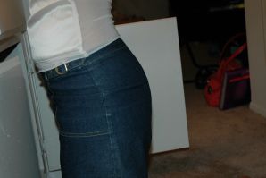 The dancer after work showed an elastic ass. Thumb 16