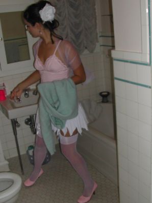 The dancer after work showed an elastic ass. Thumb 6