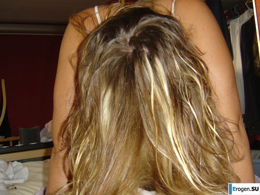 A mature woman changes into a schoolgirl and has sex. Photo 7