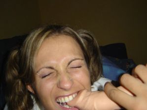 A mature woman changes into a schoolgirl and has sex. Thumb 28