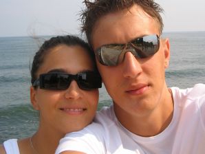 Seductive Latina poses naked on vacation in front of a guy. Thumb 36