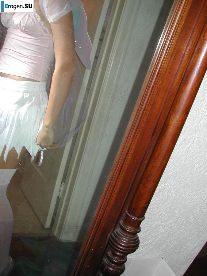 The dancer after work showed an elastic ass. Part 2. Photo 2