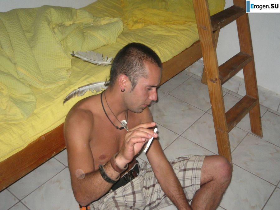 Appetizing chicks of a prostitute arrived on call on Friday night. Photo 32