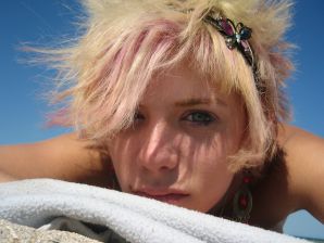 Appetizing chicks of a prostitute arrived on call on Friday night. Thumb 34