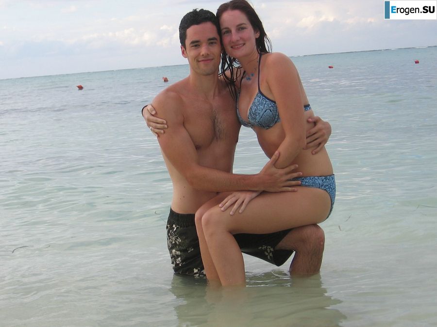 The minx and her boyfriend have sex in front of the camera and are not shy. Photo 30