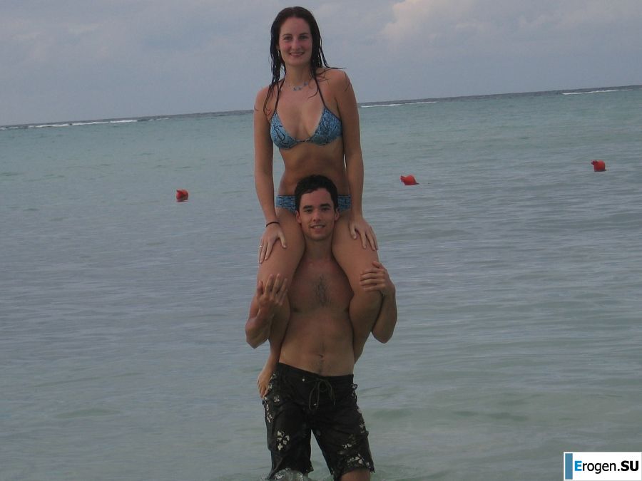 The minx and her boyfriend have sex in front of the camera and are not shy. Photo 31