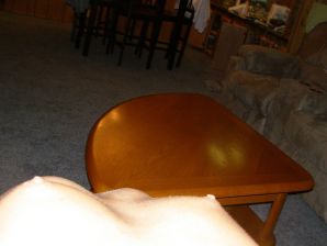 Блондинка в розовых трусиках выпила и раздвинула ноги в биллиардном клубе. Часть 2. Эскиз 22