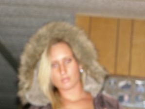 Блондинка в розовых трусиках выпила и раздвинула ноги в биллиардном клубе. Часть 2. Эскиз 23