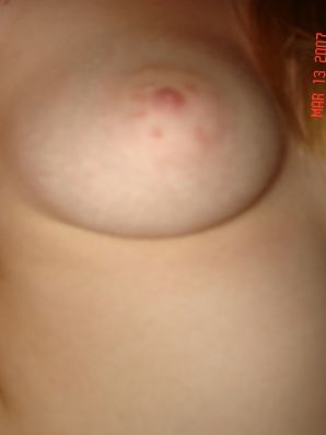 Аппетитная блондинка с пышными бедрами сняла платье. Эскиз 27