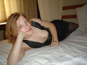 A red-haired student with glasses spread her legs in lace stockings and showed a pussy. Part 2. Thumb 3