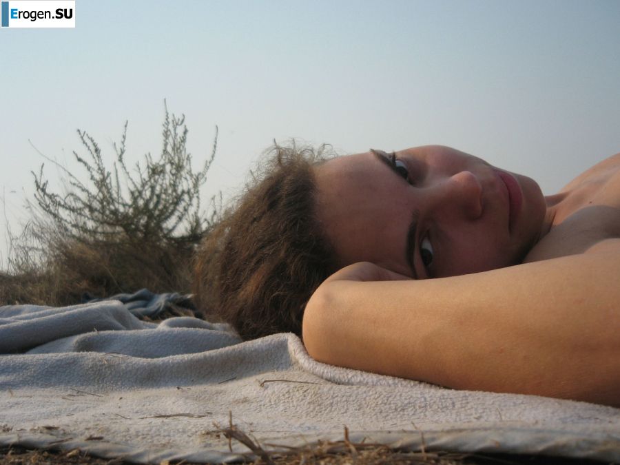 Appetizing chicks of a prostitute arrived on call on Friday night. Part 2. Photo 22