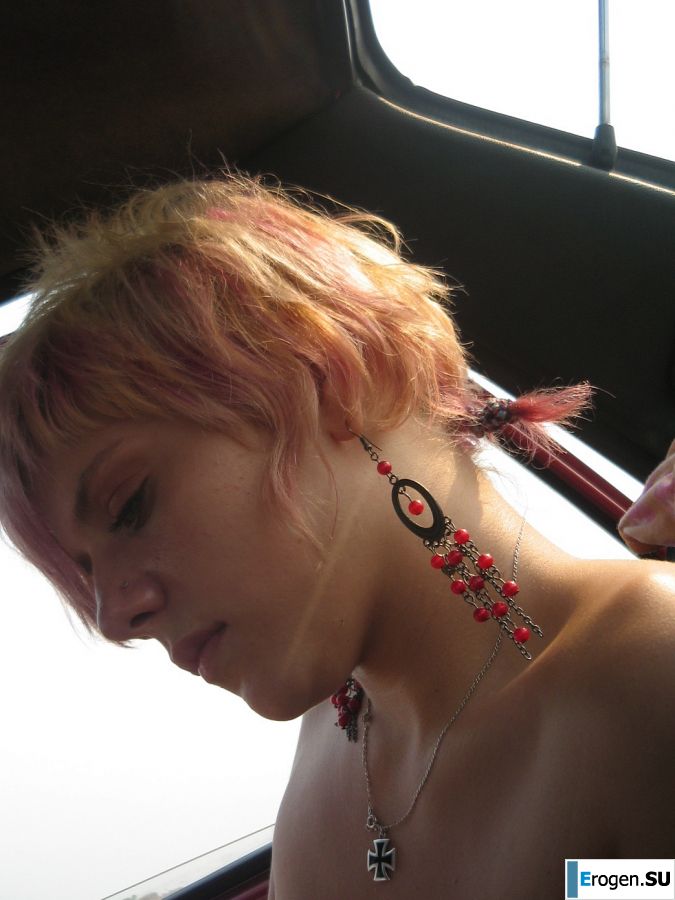 Appetizing chicks of a prostitute arrived on call on Friday night. Part 2. Photo 28