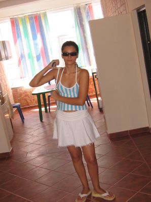 Seductive Latina poses naked on vacation in front of a guy. Part 2. Thumb 15