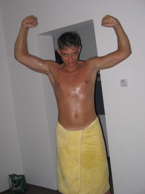 Seductive Latina poses naked on vacation in front of a guy. Part 2. Thumb 34