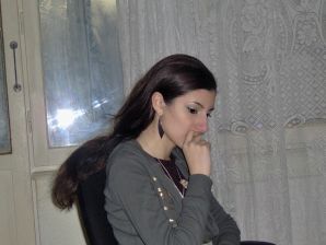 Oriental beauty shows the ass in clothes and without. Thumb 11