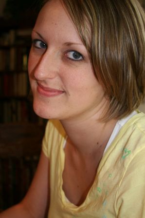 The young wife undressed and showed her fluffy and small tits. Thumb 35