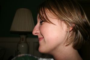 The young wife undressed and showed her fluffy and small tits. Thumb 9